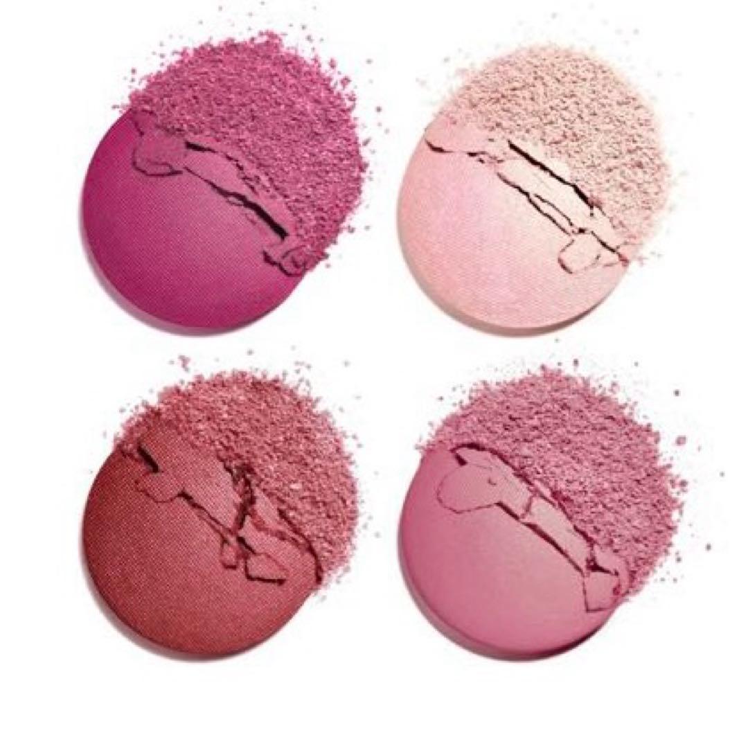 CHANEL ルージュ ヌワール コンフィダンス アイシャドウ　チークカラー