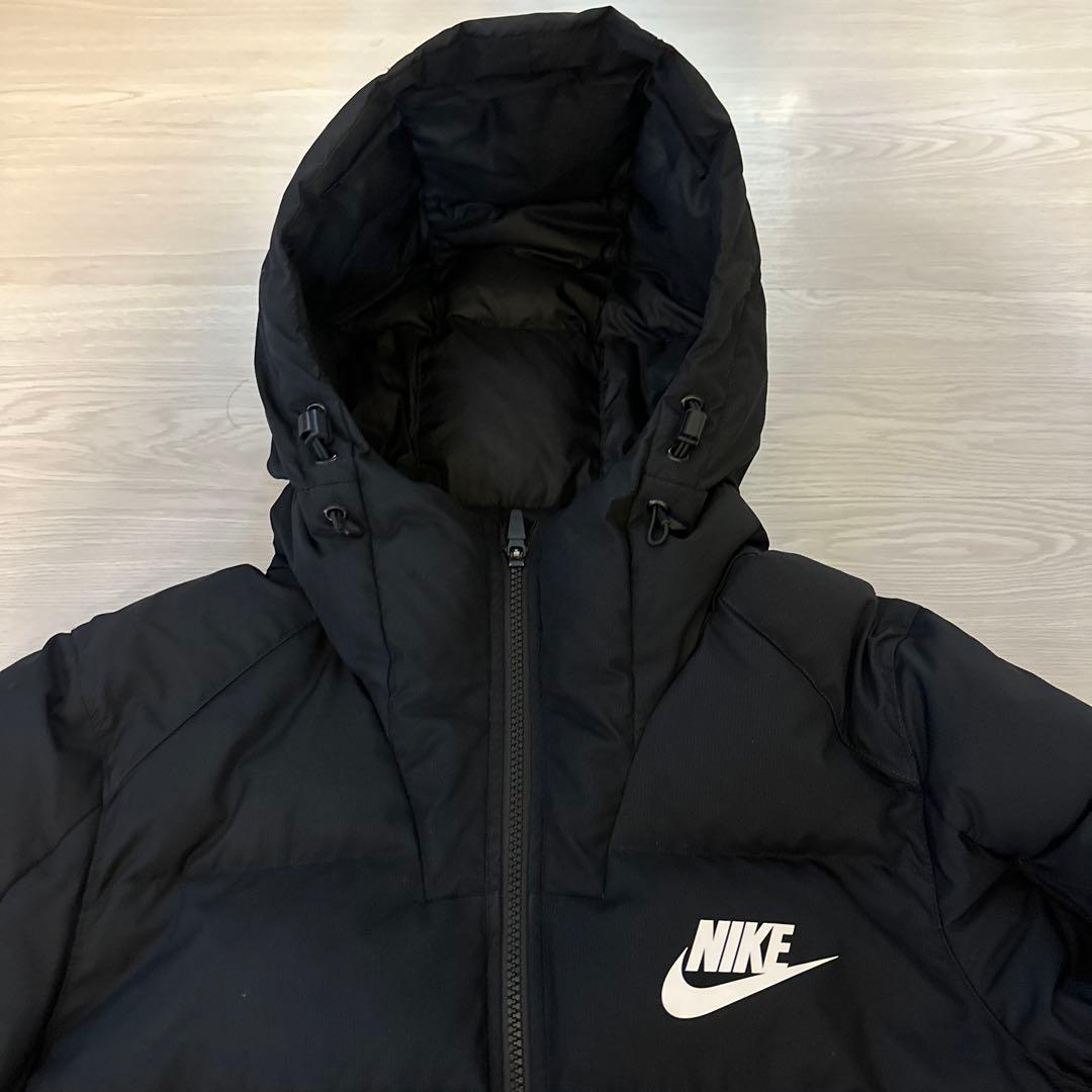 NIKE ダウン 黒