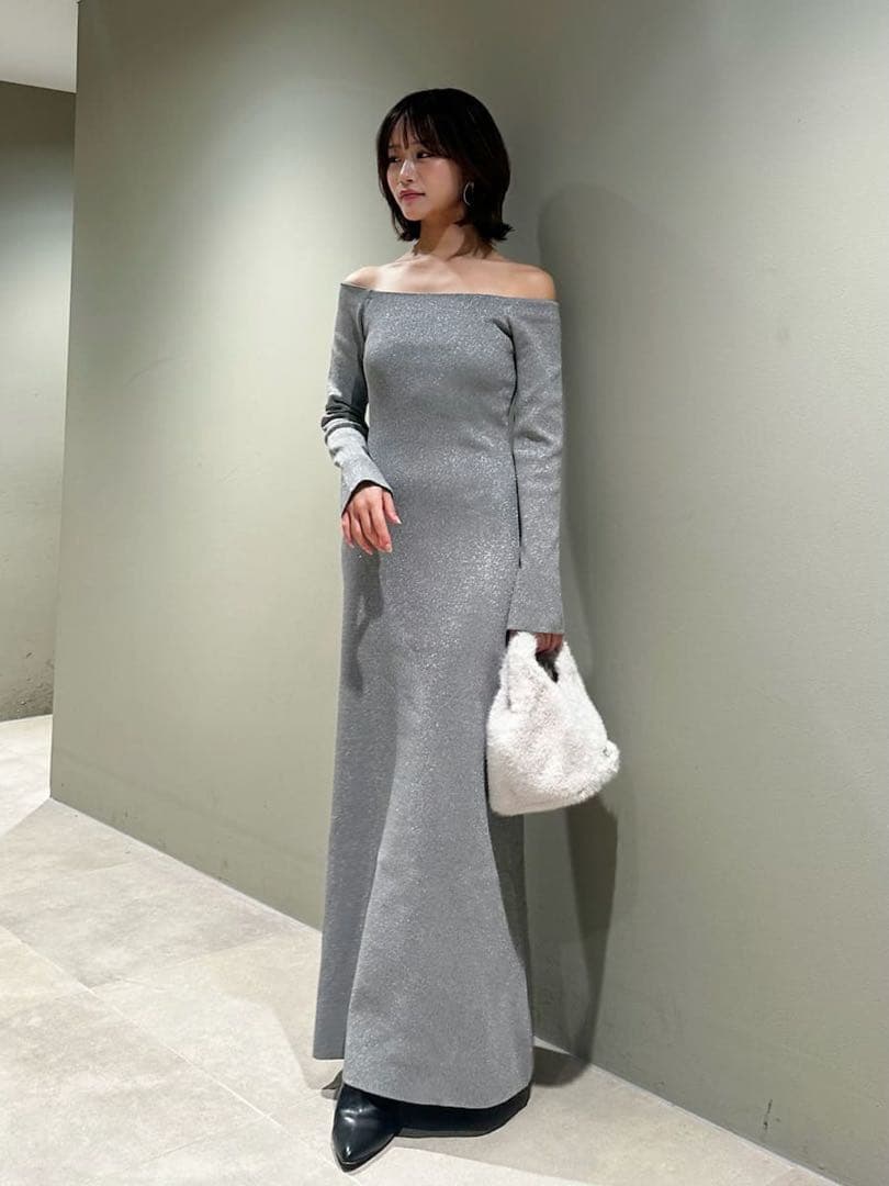 SNIDEL オフショルIラインニットワンピース