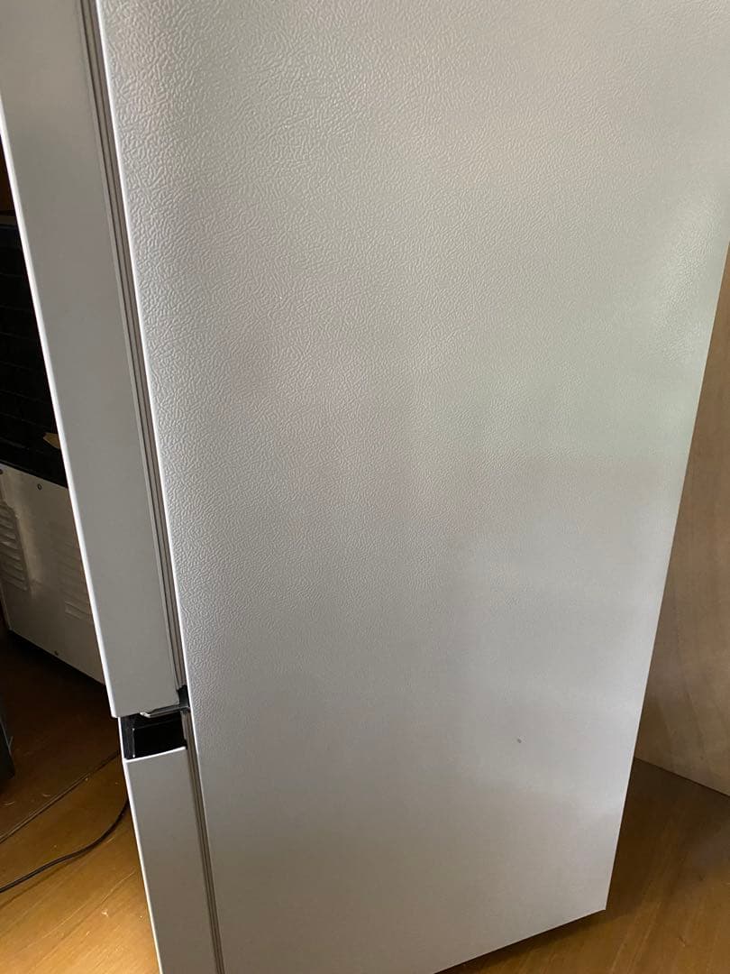 2022年製！Hisense 2ドア冷蔵庫 135L HR-D1304ホワイト