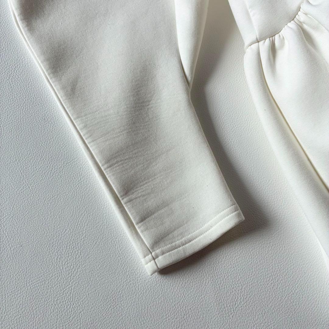 ツルバイマリコオイカワ　ペプラムブラウス　ホワイト　もちもち生地　ウォッシャブル