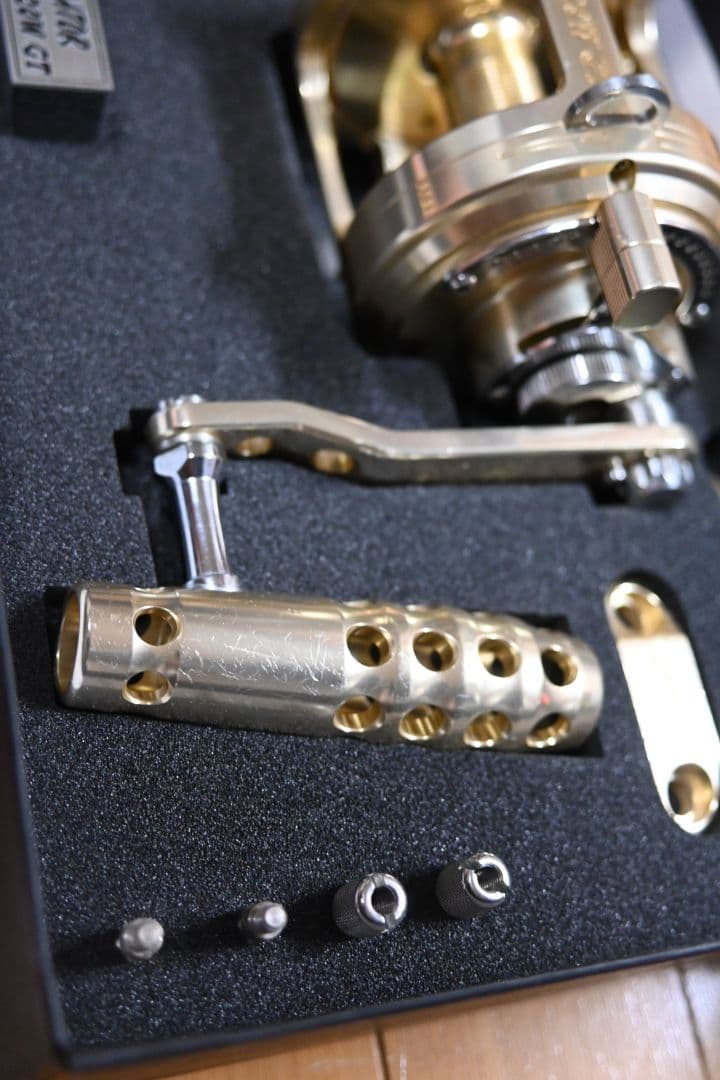 リール ALLIGATOR BATTLE 20WGT