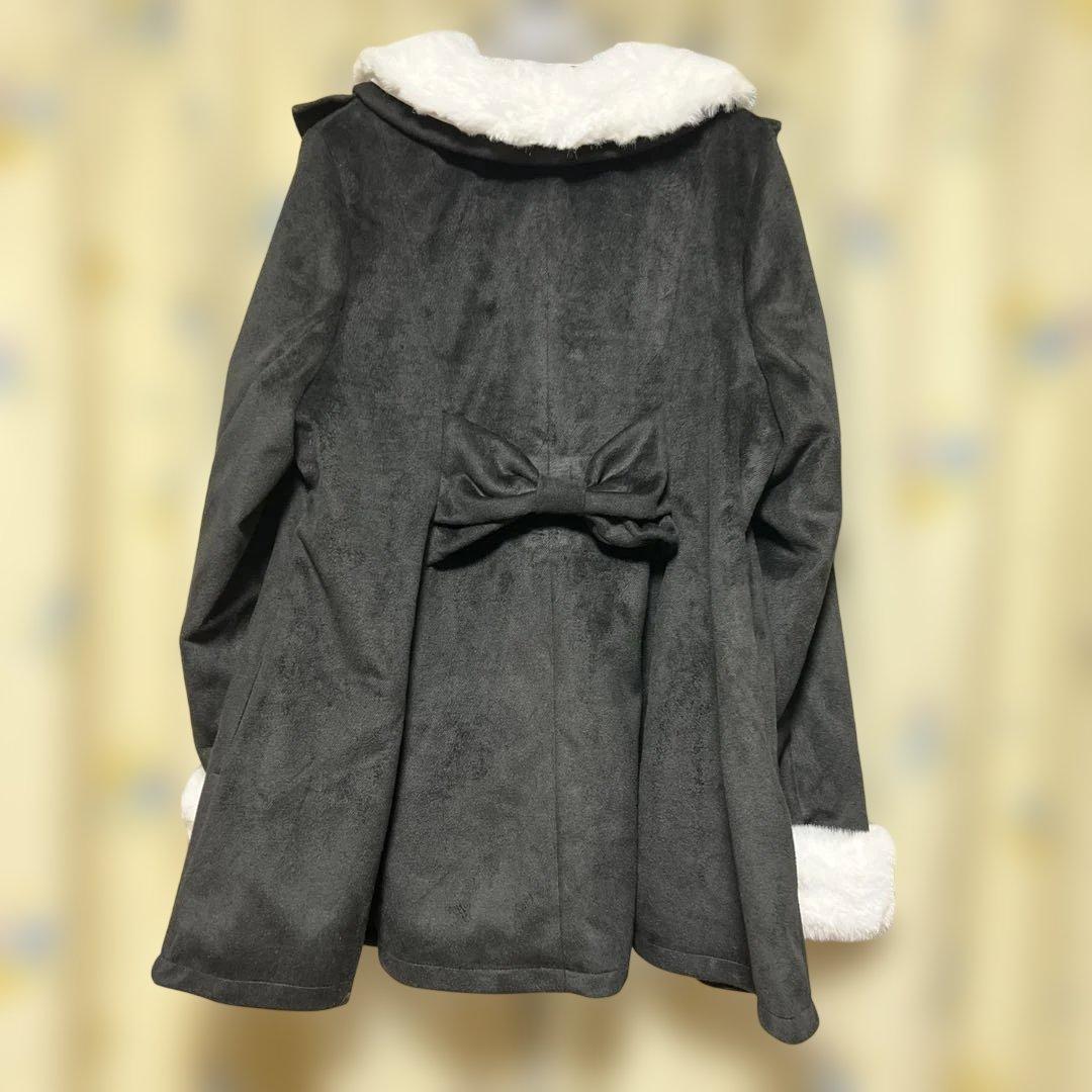 もえにゃコラボしまむらハートボタンフリルコート　大きいサイズ4L