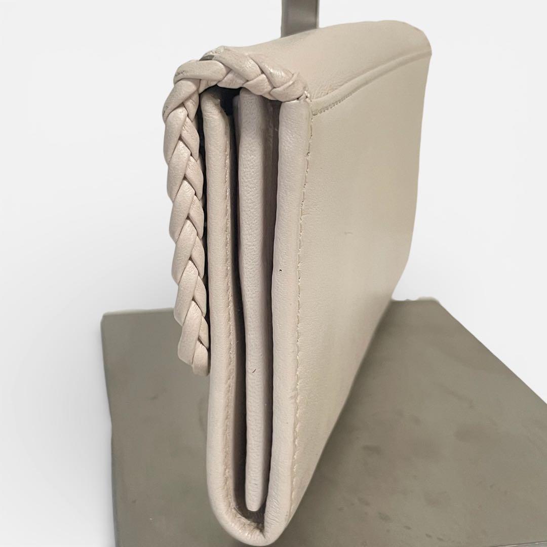 未使用⭐︎サルヴァトーレ フェラガモ　Ferragamo レザー 長財布 リボン