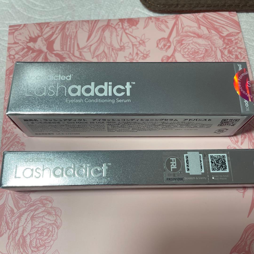 Lashaddict アイラッシュコンディショニングセラム&まつ毛下地