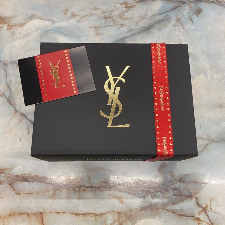 値下げYSLギフトBOX 口紅3本　香水　ギフトセット
