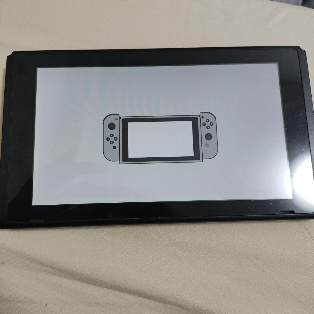 Nintendo Switch 本体とドック