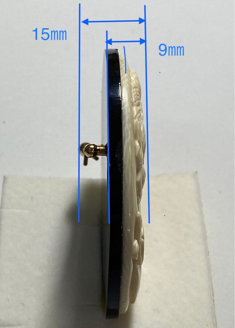 417. カメオ　ブローチ　天然素材