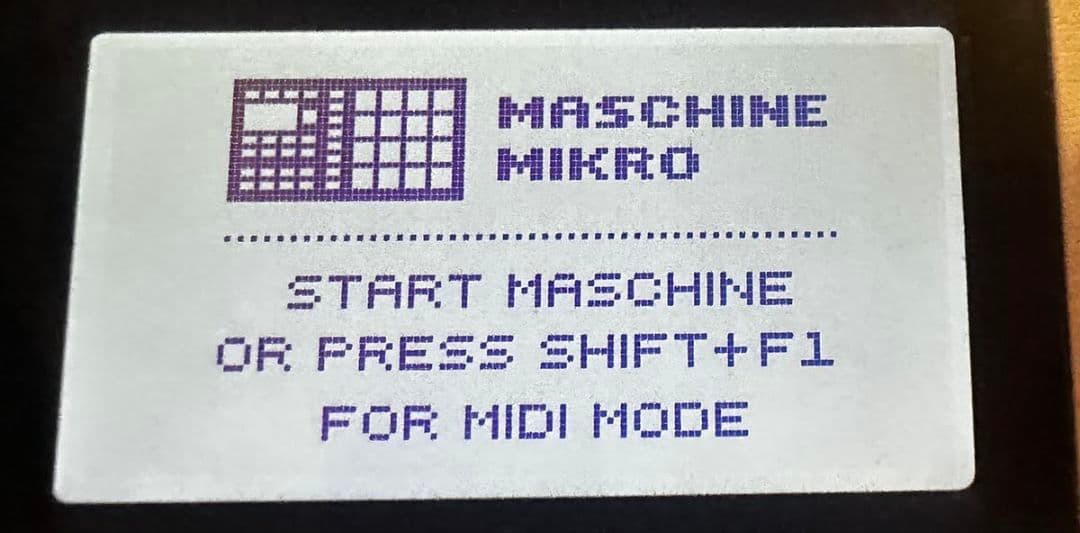 NI MASCHINE MIKRO MK2　ホワイト