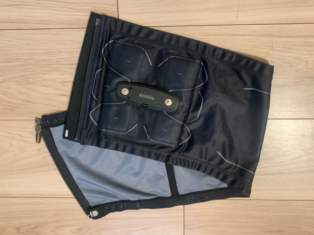 SIXPAD パワースーツ ライト アブズ Mサイズ