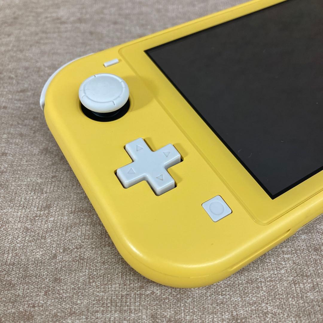 d*2様 ニンテンドースイッチライト ジャンク品