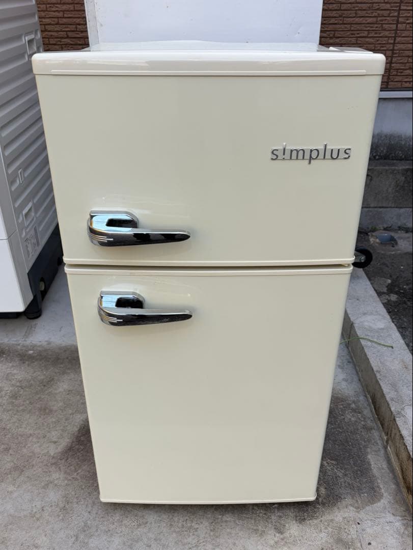 simplus 冷蔵庫 SP-RT85L2-WH レトロ 85L 2021年