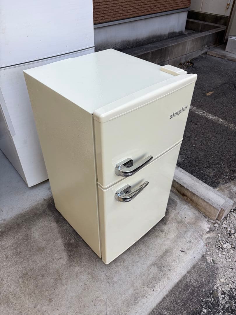 simplus 冷蔵庫 SP-RT85L2-WH レトロ 85L 2021年