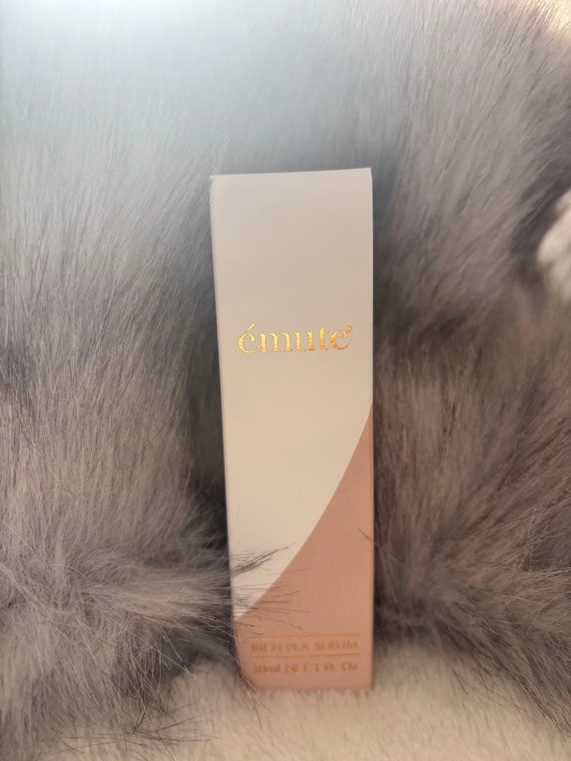 エミューテリッチプラセラム　エミューテ美容液　エミューテクリーム