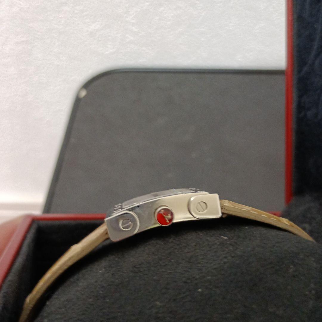 CARRERA Y CARRERA レディース　12Pダイヤ装飾腕時計