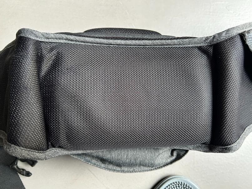 美品・純正ストラップ付 ポルバン　アドバンス　ヒップシート