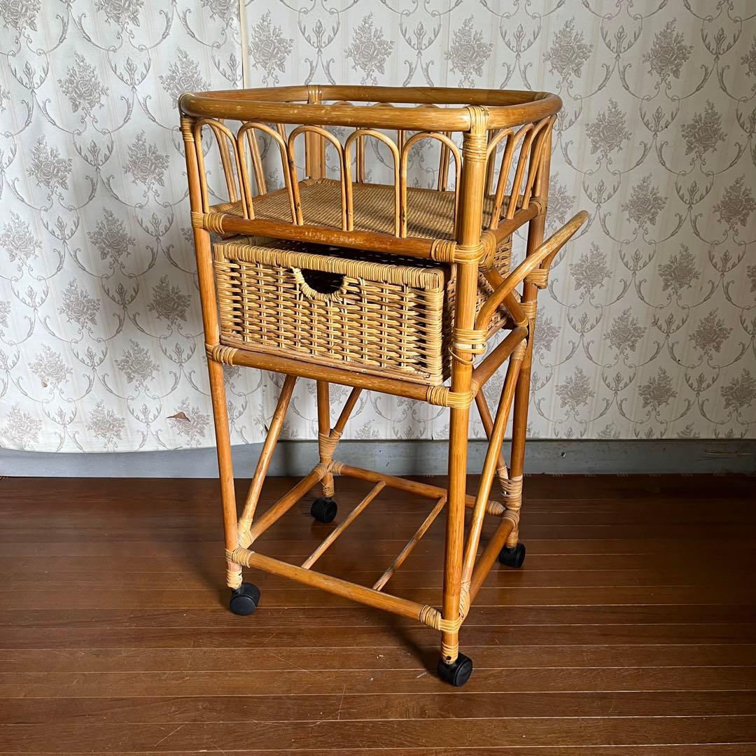 【アンティーク】籐 ラタン キャスター付き ランドリーラック シェルフ 脱衣かご