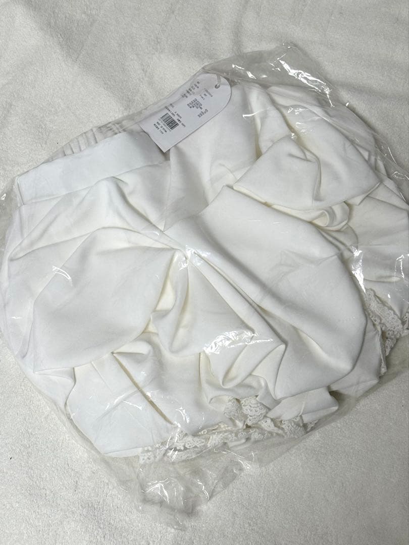 【新品・未開封】Darich ボリュームバルーンミニスカート　(WHT・FL)