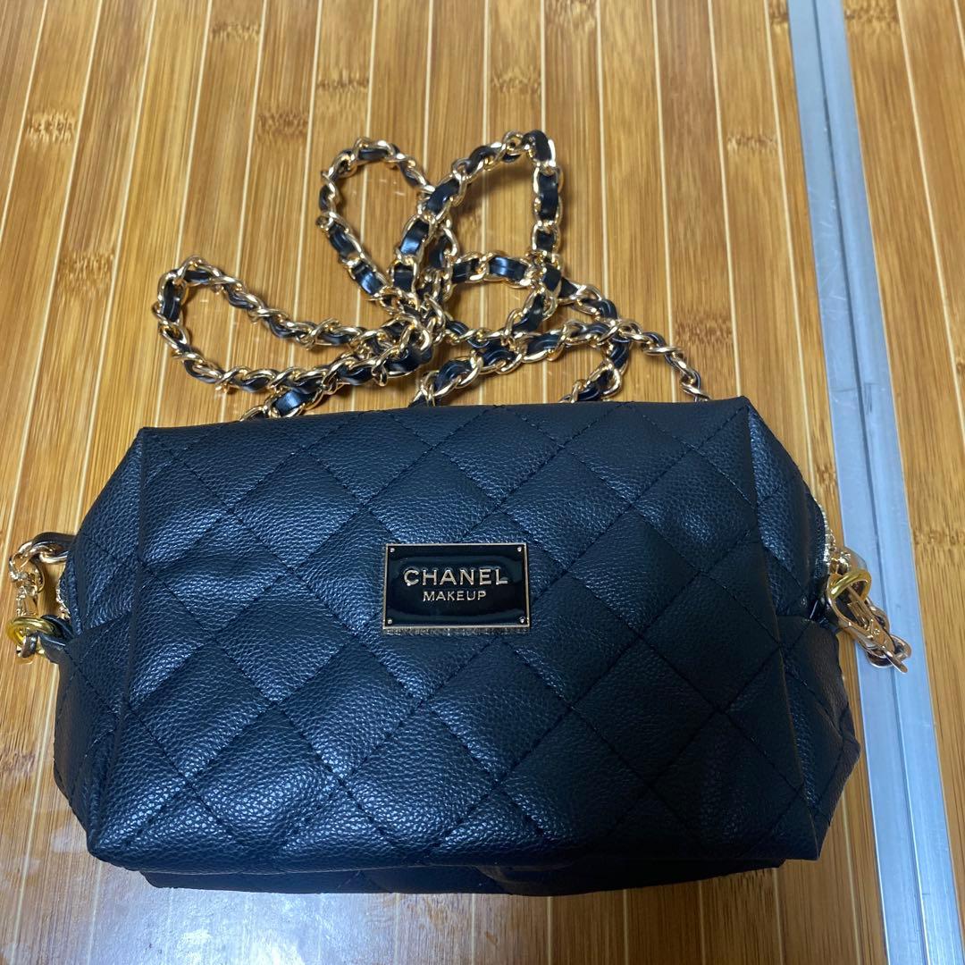 CHANEL メイクアップポーチ ブラック　ノベルティ