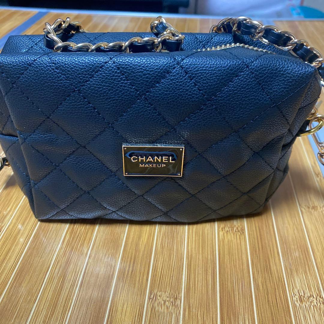 CHANEL メイクアップポーチ ブラック　ノベルティ
