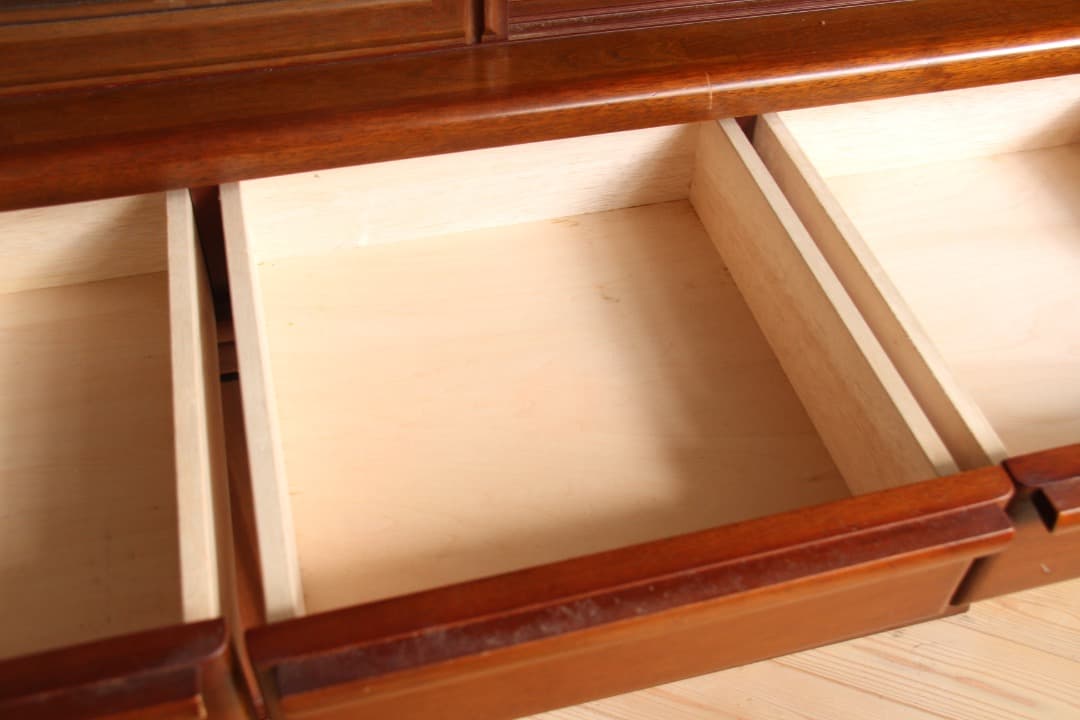 食器棚　ガラス棚　本棚　収納棚　木製　家具