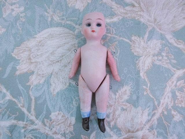 アンティーク　ジャーマン　ミニョネット ☆　ビスクドール