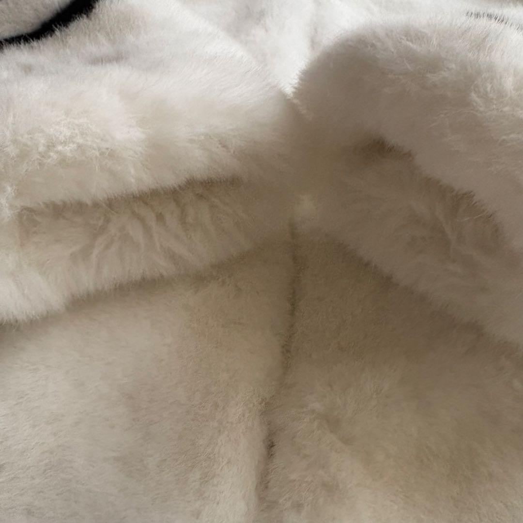 J.S.B. LOVE フェイクファーパーカー Sサイズ