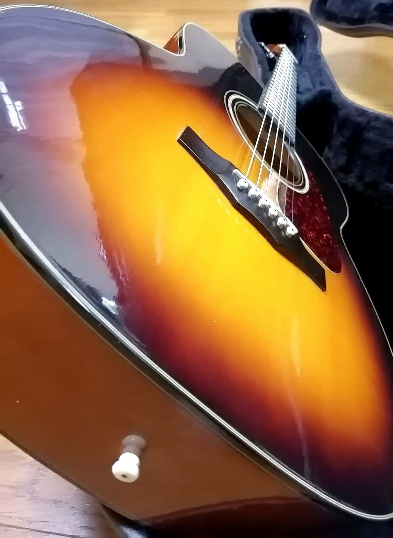 ★限定特価★コンパクトで弾きやすい★MORRIS F12-TS★トップ単板♪