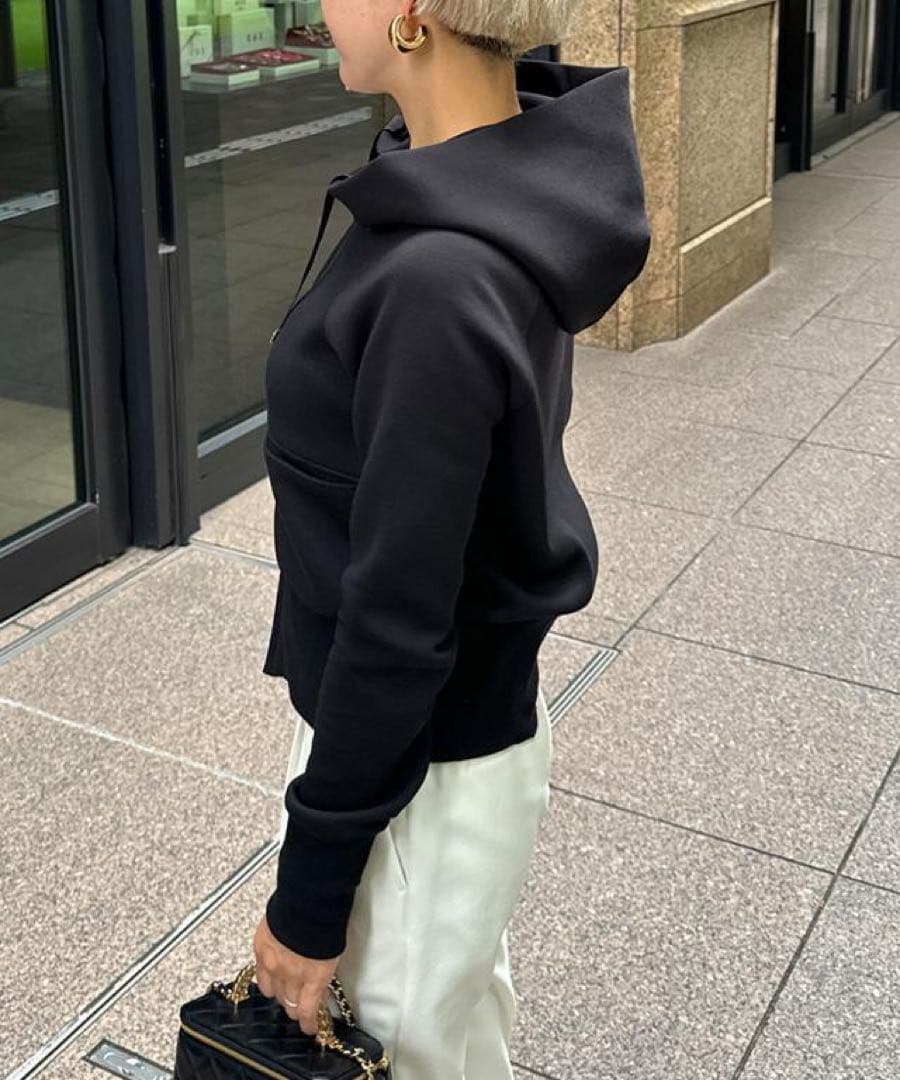 日本製美ラインパーカー