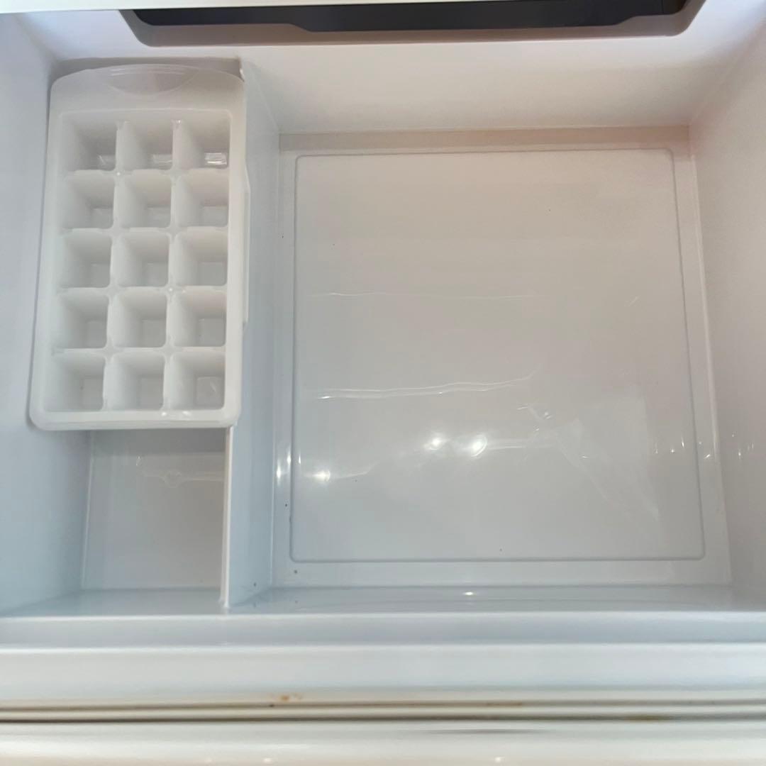 配送設置無料　中型冷蔵庫 AQUA ホワイト