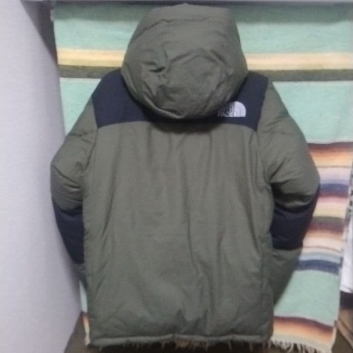 吉*ト様 ノースフェイス　バルトロライトジャケット　グリーン×ブラック　M