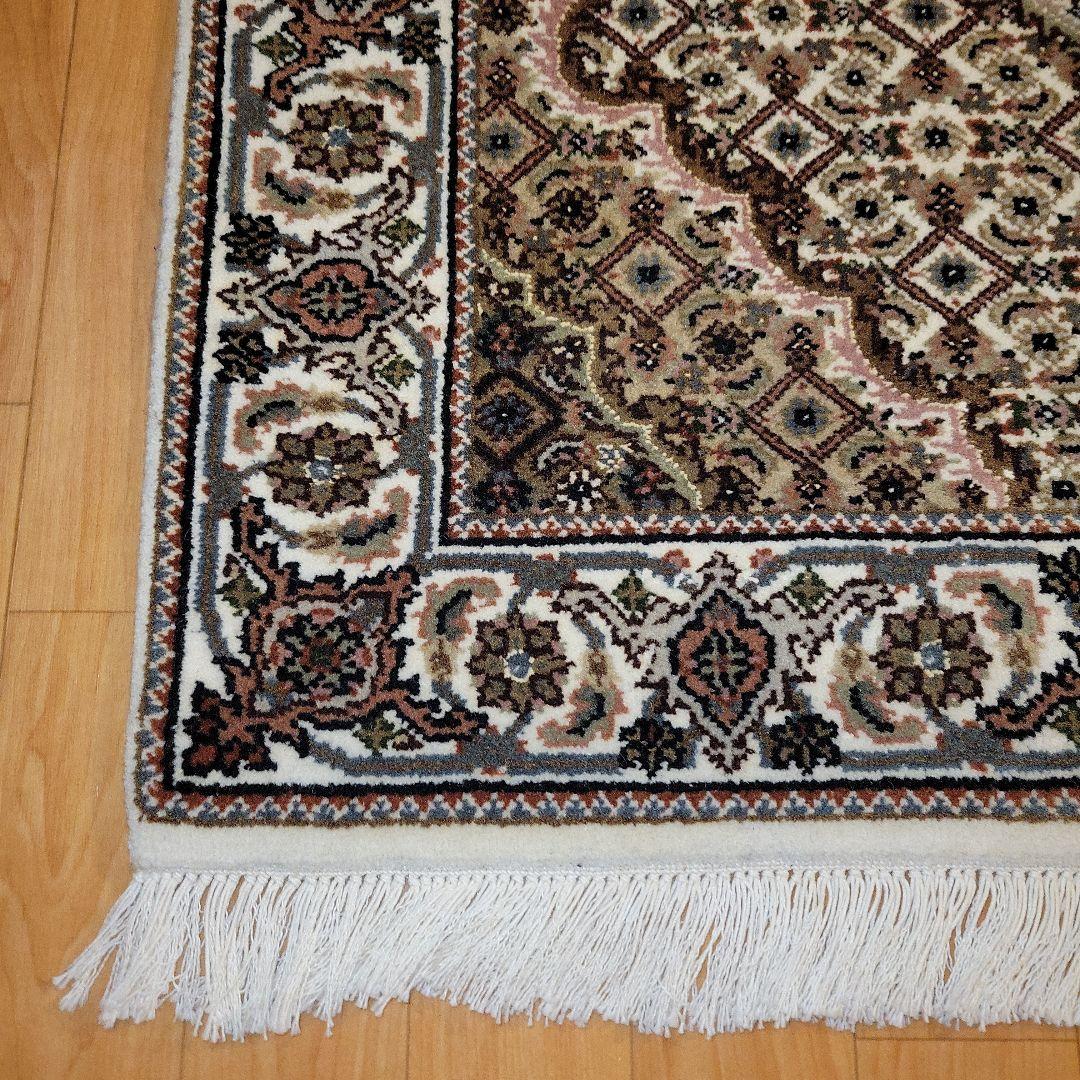 インド 緞通 手織絨毯 タブリーズ マヒ ウール プレーベル