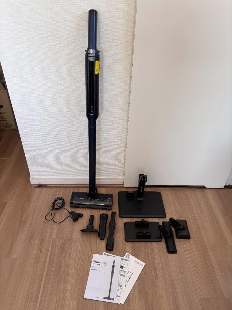 y*u様 SHARK シャーク CS401J コードレス スティッククリーナー