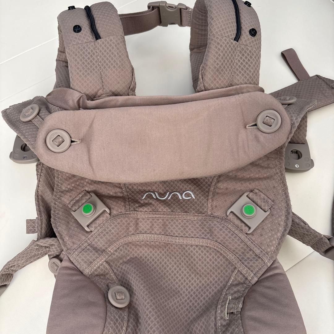 NUNA 抱っこ紐 ベージュ　メッシュ