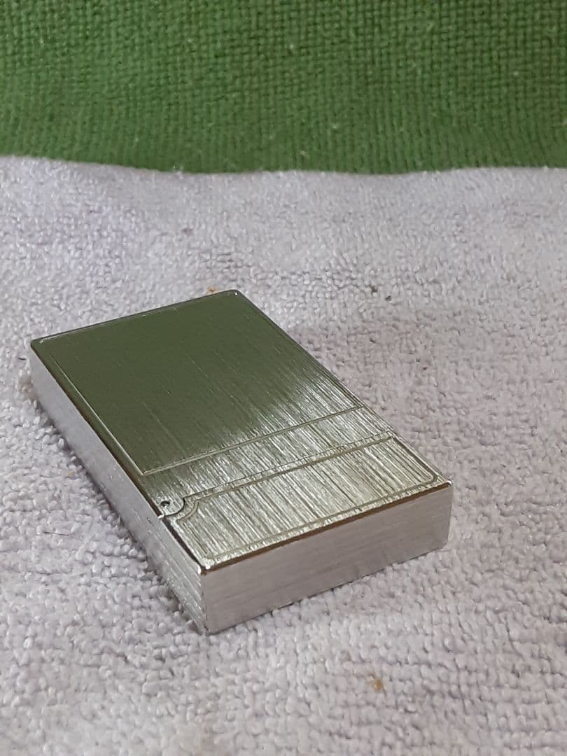 Hikima　Chapado en Laton シルバ-ヘアライン　Hsa