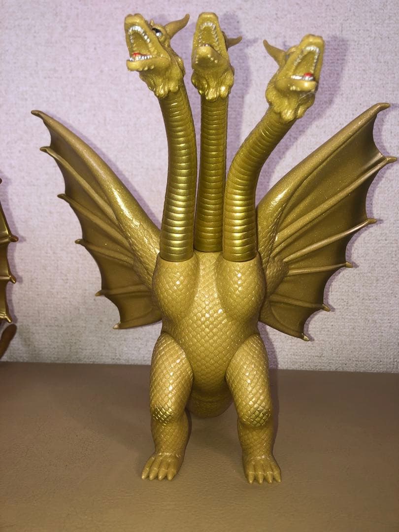キングギドラ フィギュア⭐️レア色違い⭐️貴重な2本つの⭐️歴代怪獣ボックス版　ゴジラ