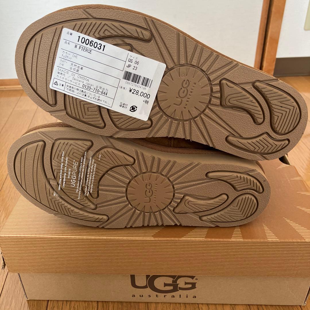 新品未使用！UGG W PIERCEムートンブーツ 23cmベージュ