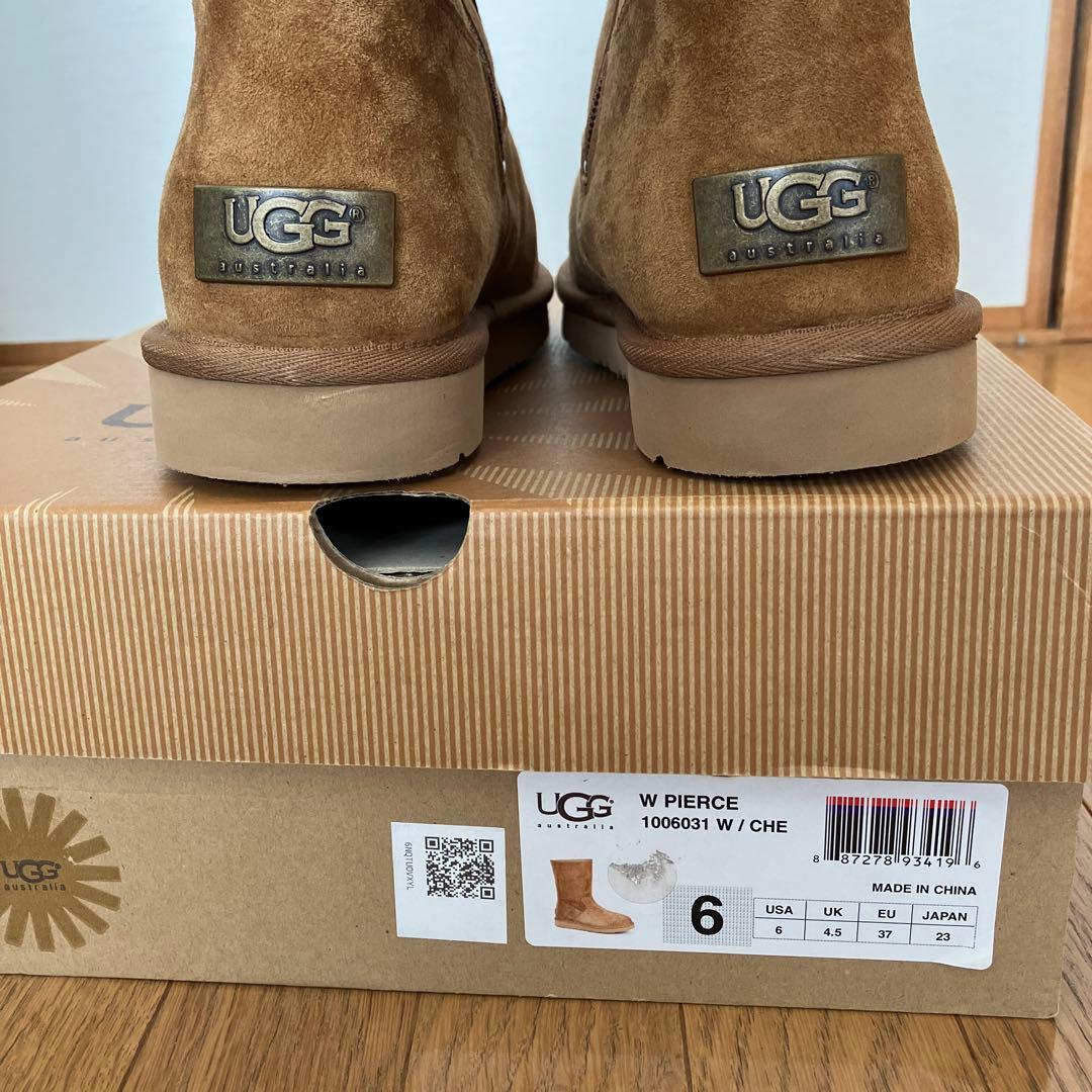 新品未使用！UGG W PIERCEムートンブーツ 23cmベージュ