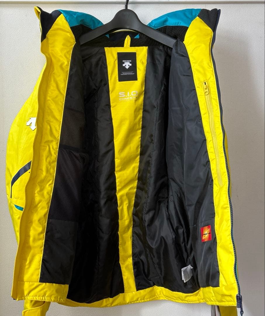 新品　デサントdescentスキーウェアHEAT NAVIスキー　Lメンズ