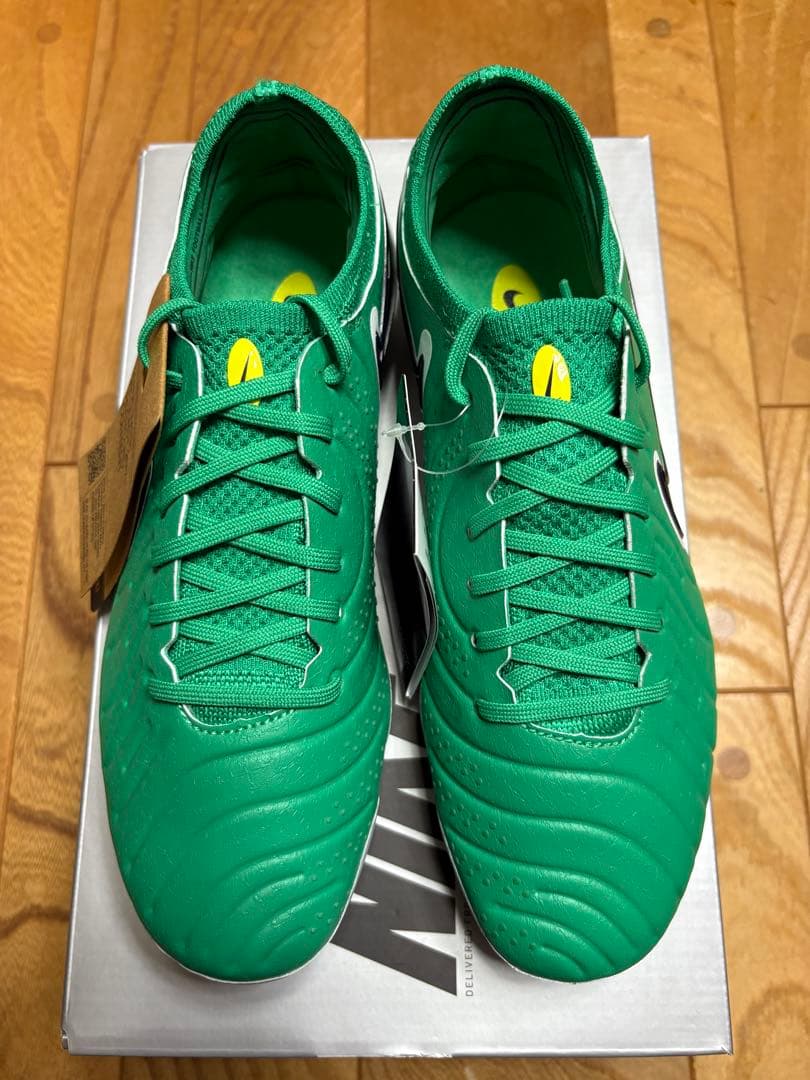 新品　大特価　限定　ナイキ　レジェンド 10 エリート FG LV8 26.5