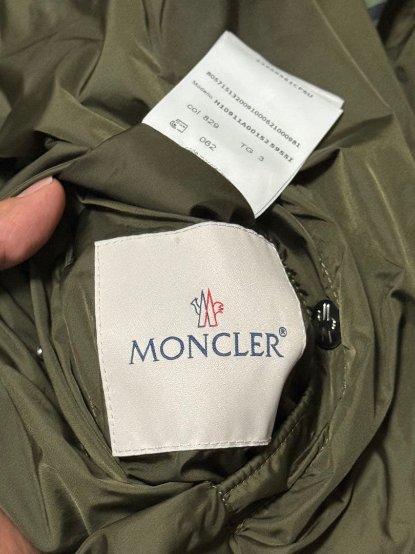 MONCLER モンクレール　 ナイロンジャケット フード付き