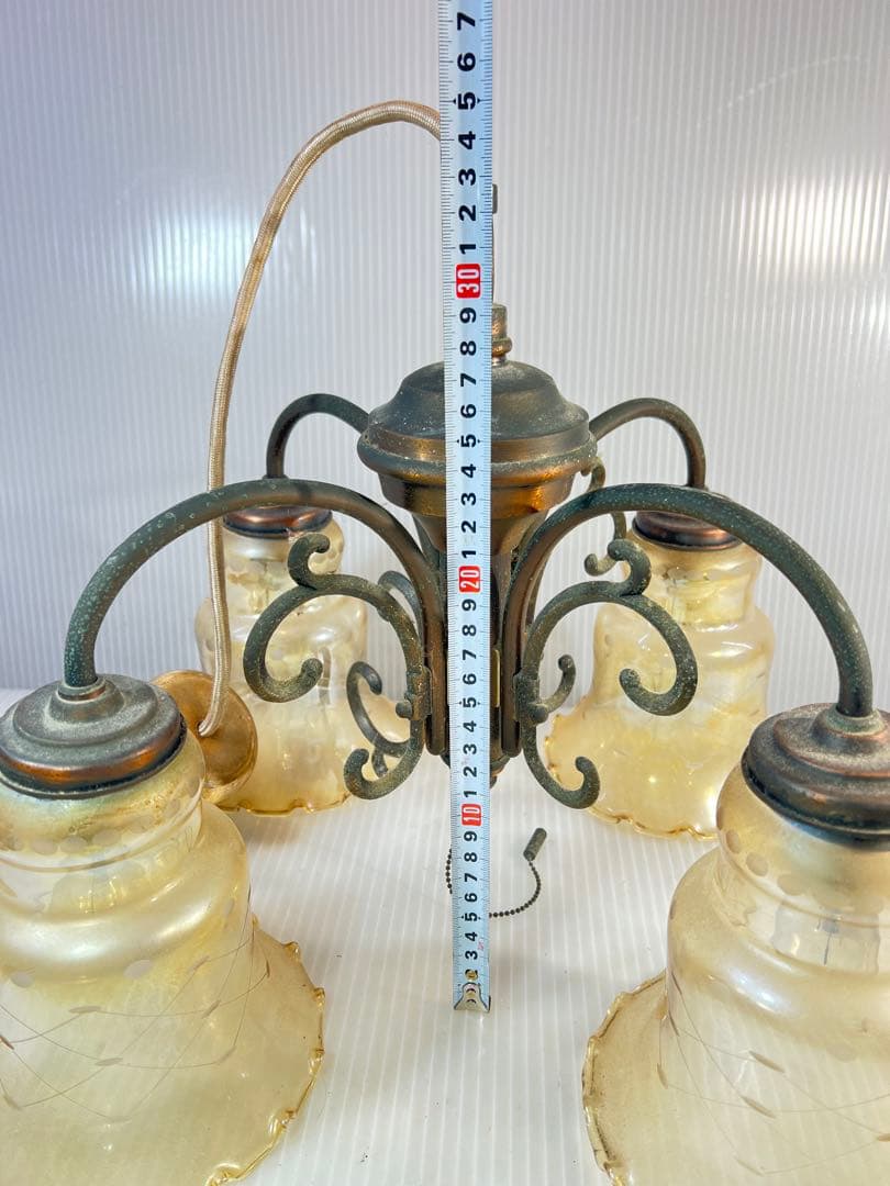 クラシックスタイル 4灯シャンデリア