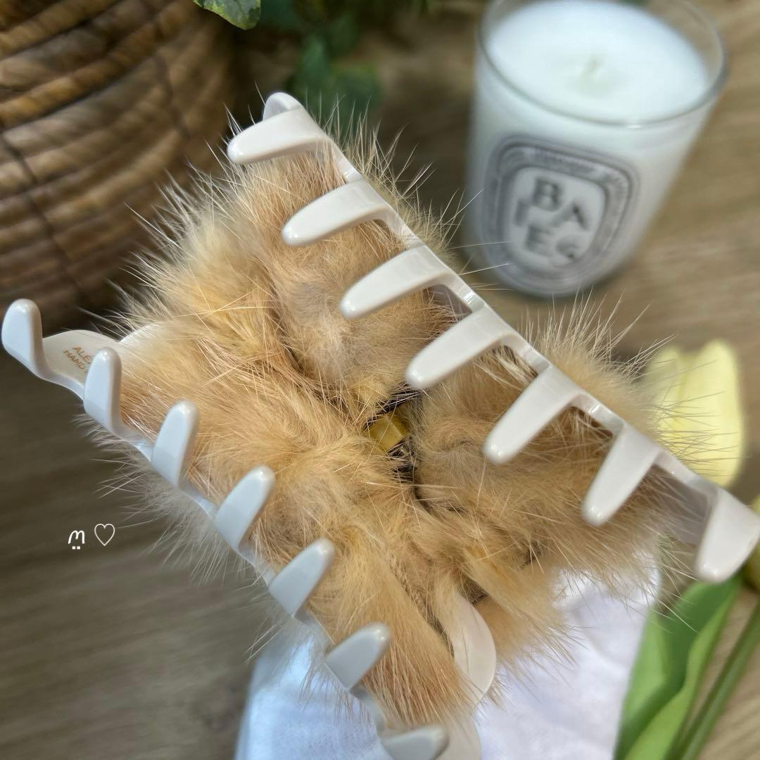 アレクサンドルドゥパリ　ミンクファークリップ　ハーフアップ　バンスクリップ