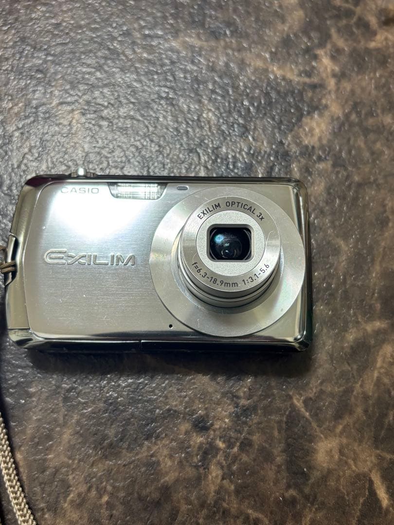 [完動品]CASIO EXILIM EX-Z1 コンパクトデジタルカメラ　カシオ