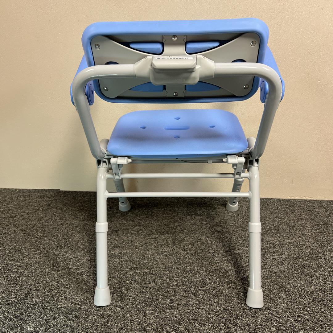 ほぼ未使用　パナソニック　折りたたみ式　入浴用椅子　PN-L41831