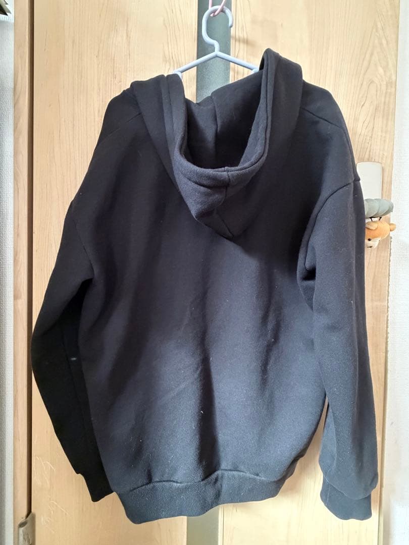 BTS LOVE YOURSELFとBTS MOS TOURのパーカー2枚セット