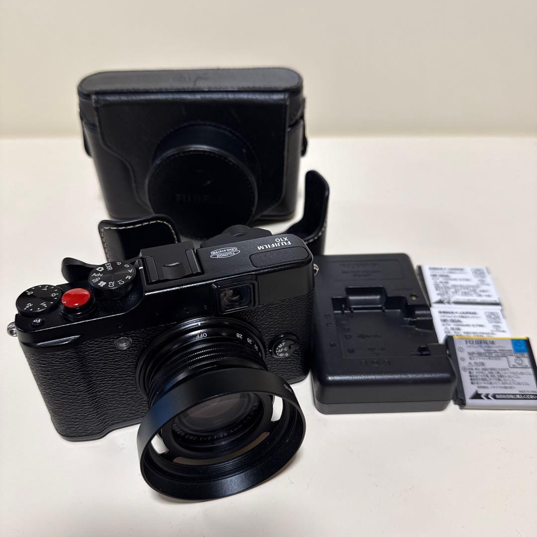 FUJIFILM X10 ブラック