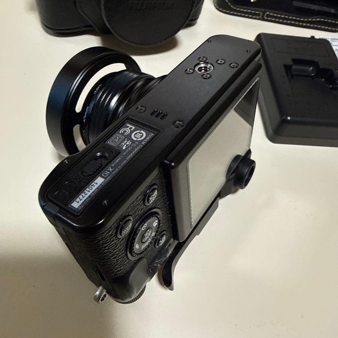 FUJIFILM X10 ブラック