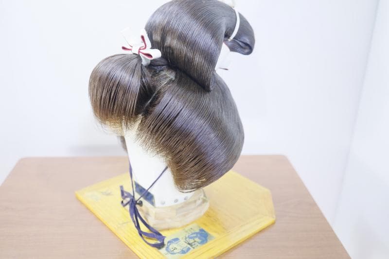 ◆文金高島田　しげもりかつら　人気の栗色　5号　◆かつら用中古ケース付き①