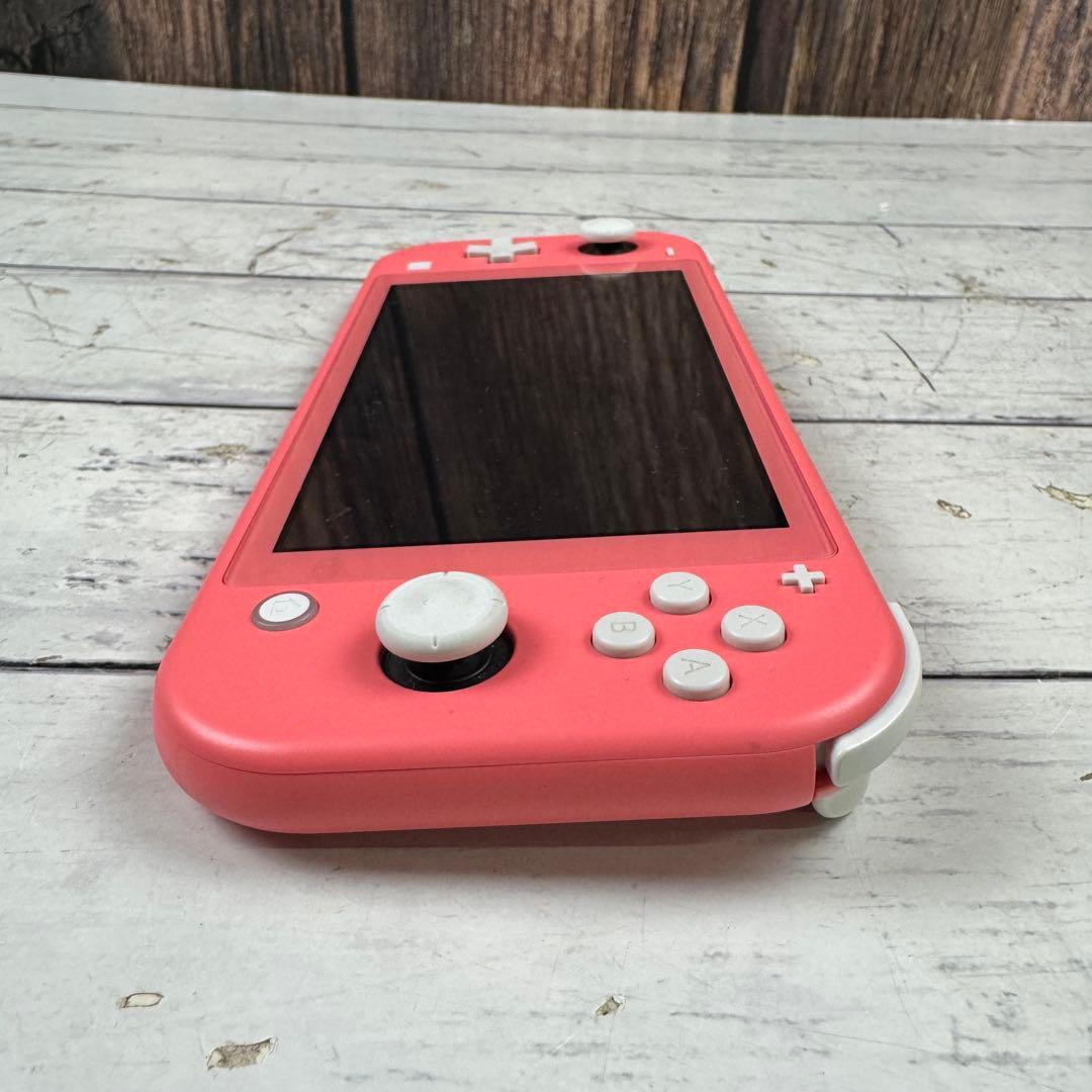 Nintendo SwitchLite コーラル HDH-001 スイッチライト